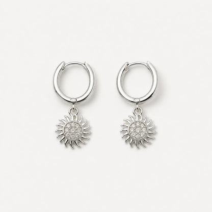 Strahlende Sonnen-Charm-Hoops
