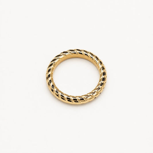 Skulptierter Twist Goldring